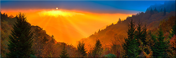 1739 The Magic of Light